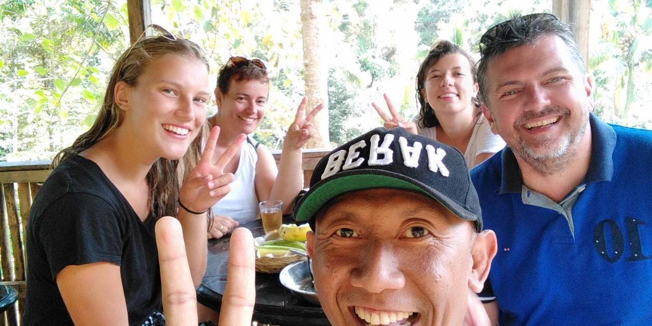 Esa Di Kubu Homestay Singaraja Exteriör bild